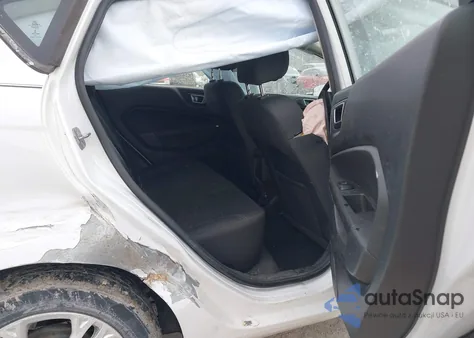 2015 Ford Fiesta Se z USA, uszkodzony, nr VIN 3FADP4EJ0FM140731